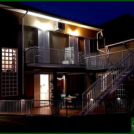B&B Casaffitti Sannazzaro de' Burgondi Exteriör bild