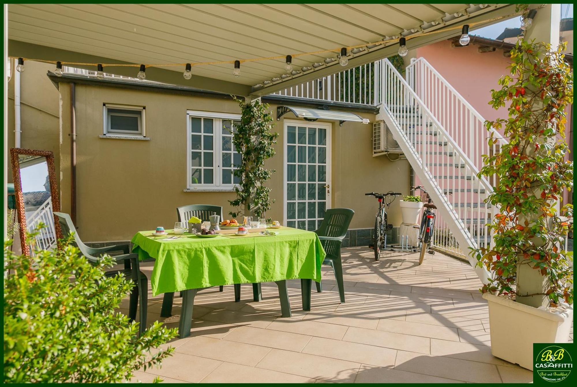 B&B Casaffitti Sannazzaro de' Burgondi Exteriör bild