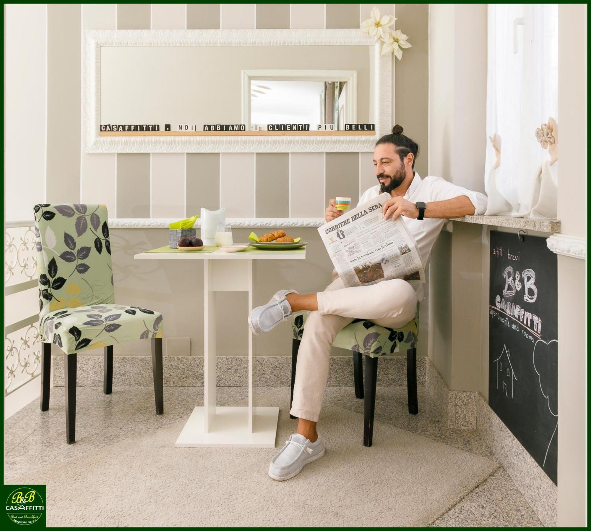 B&B Casaffitti Sannazzaro de' Burgondi Exteriör bild
